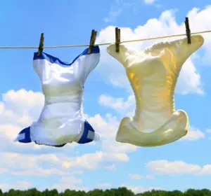 Cloth-Diapers-vs-Disposable-Diapers