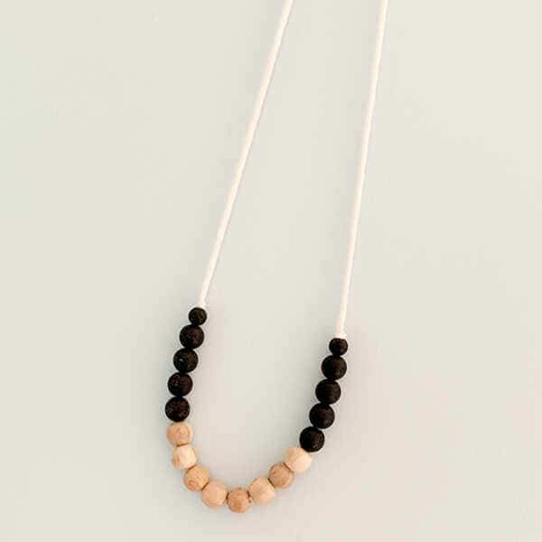 Aspen-and-Maple-Eco-Friendly-Teething-Necklace