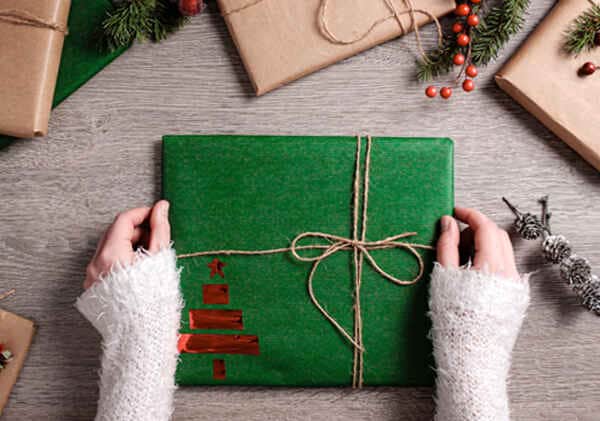 Eco-Friendly-Christmas-Gift-Wraps