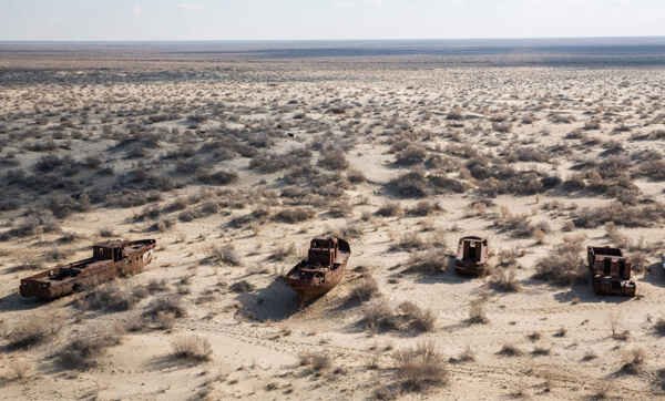 Aral-Sea-Dried-Up-Caused-By-Cotton-Farming